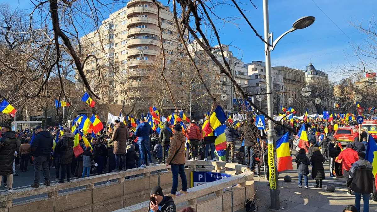 Ce nu au voie să facă părinții care își duc copiii la proteste. Amenzi uriașe pentru cei care încalcă legea