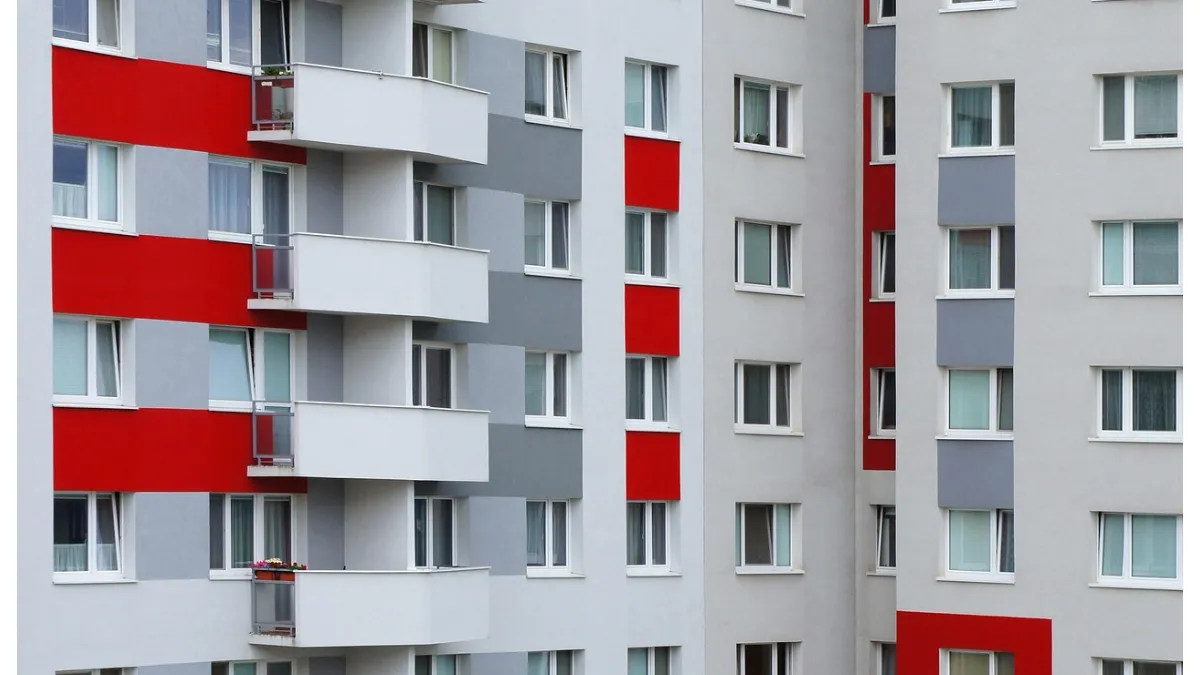 Taxa absurdă pe care o plătesc locuitorii unui complex rezidențial lună de lună: ”E de râs, dacă nu e de plâns. Penibil!”