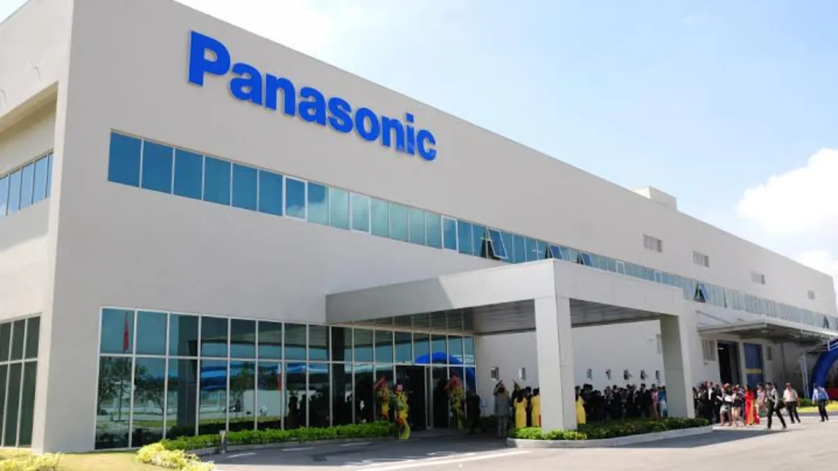 Se închide o fabrică Panasonic. Câți oameni vor fi dați afară