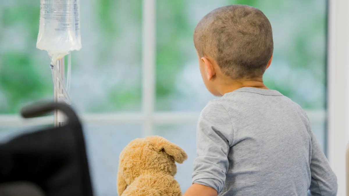 Tratament gratuit pentru copiii bolnavi de cancer. OMS lansează un nou program: 400.000 se îmbolnăvesc în fiecare an