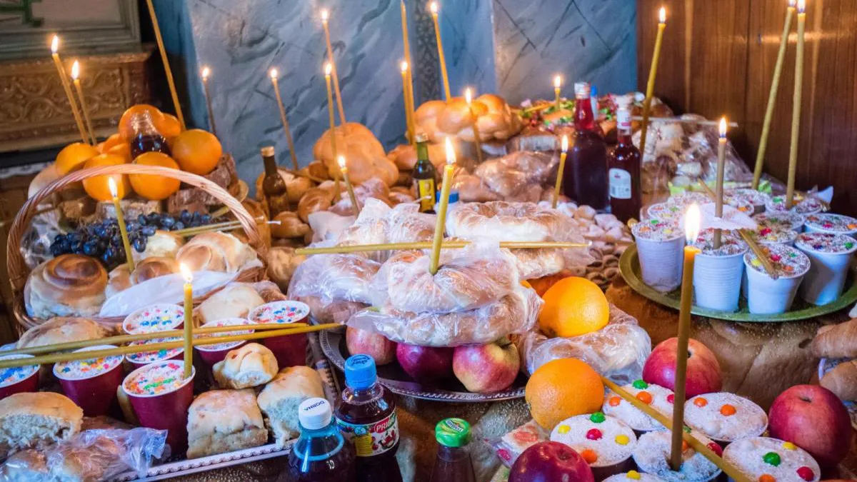 Moşii de iarnă 2025: Tradiţiile sacre pe care trebuie să le respecți pentru sufletele celor adormiţi