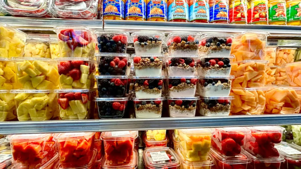 Alimentele din supermarket pe care consumatorii nu ar trebui să le achiziționeze: „Există o mulțime de organisme patogene care sunt încă vii”