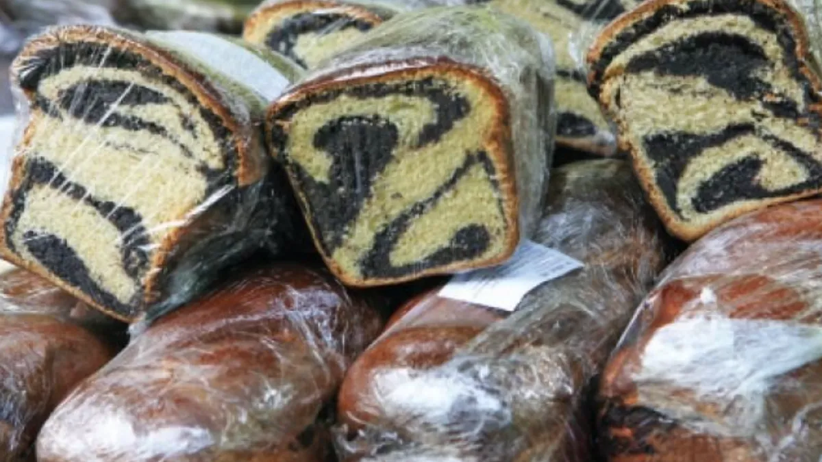 ANPC a găsit cozonaci cu 21 de aditivi diferiţi, inclusiv în aluat, umplutură şi glazură