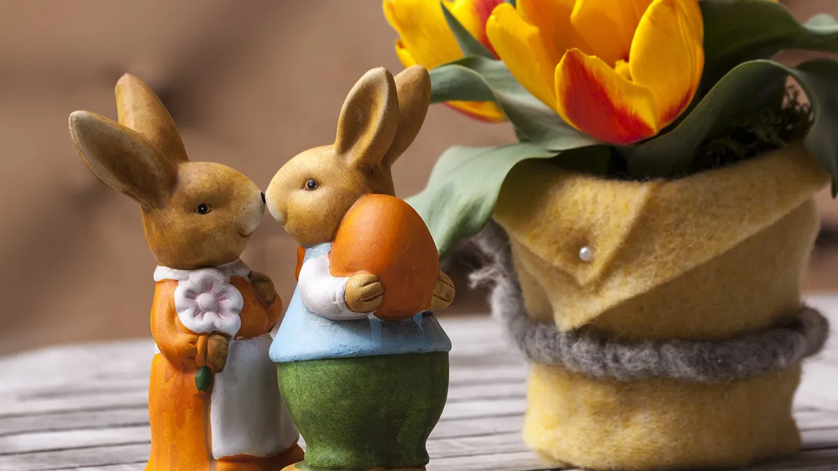 Prime de Paște 2025. Cine sunt angajații care primesc în plus 2.614 lei