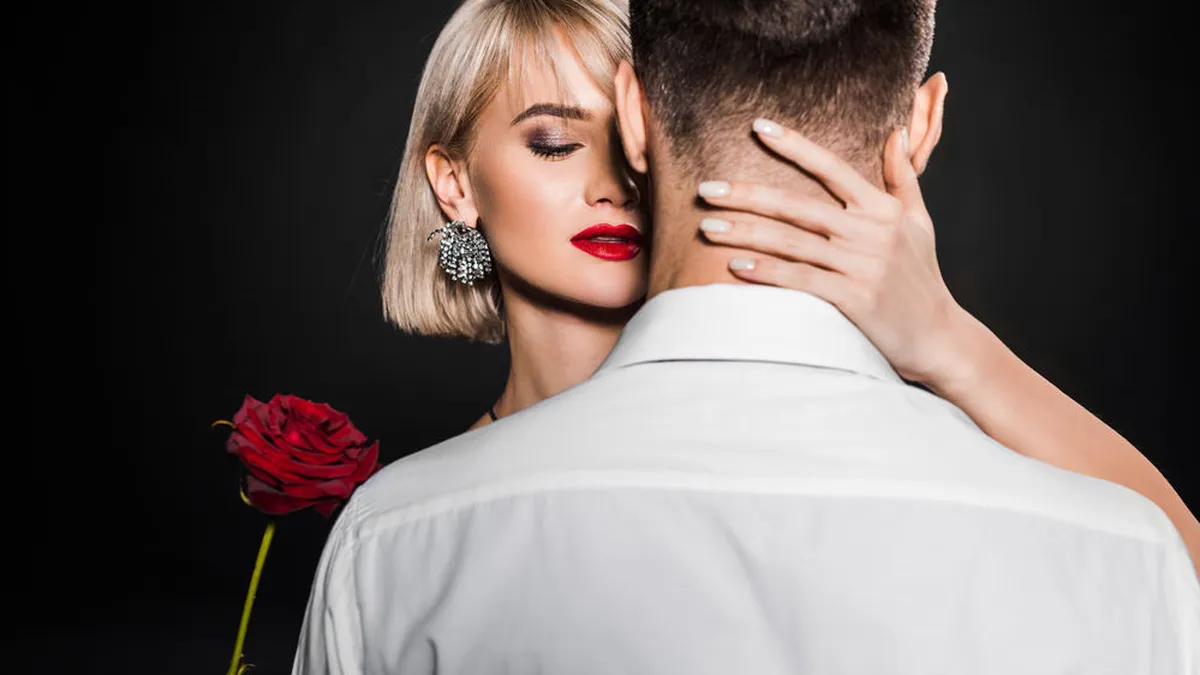 Top 5 cele mai apreciate parfumuri bărbătești în 2025. Femeile sunt înnebunite după mirosul lor