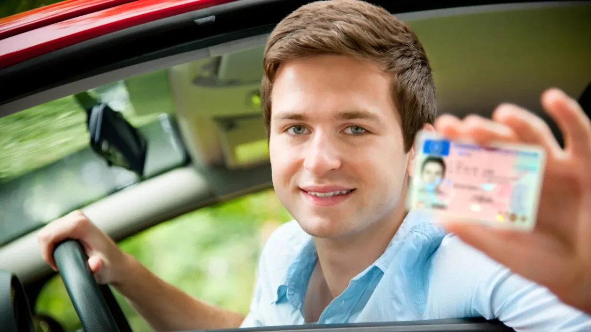 Permisul de conducere va putea fi obținut de la 17 ani. Legea care aduce schimbări pentru toți șoferii