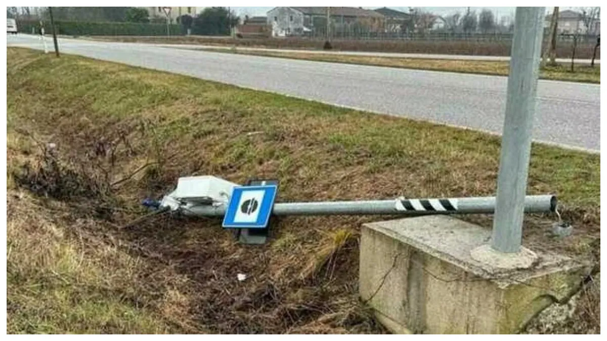 Justițiarul care tăia radarele fixe de viteză în Italia a fost prins. Poliția crede că nu acționa singur