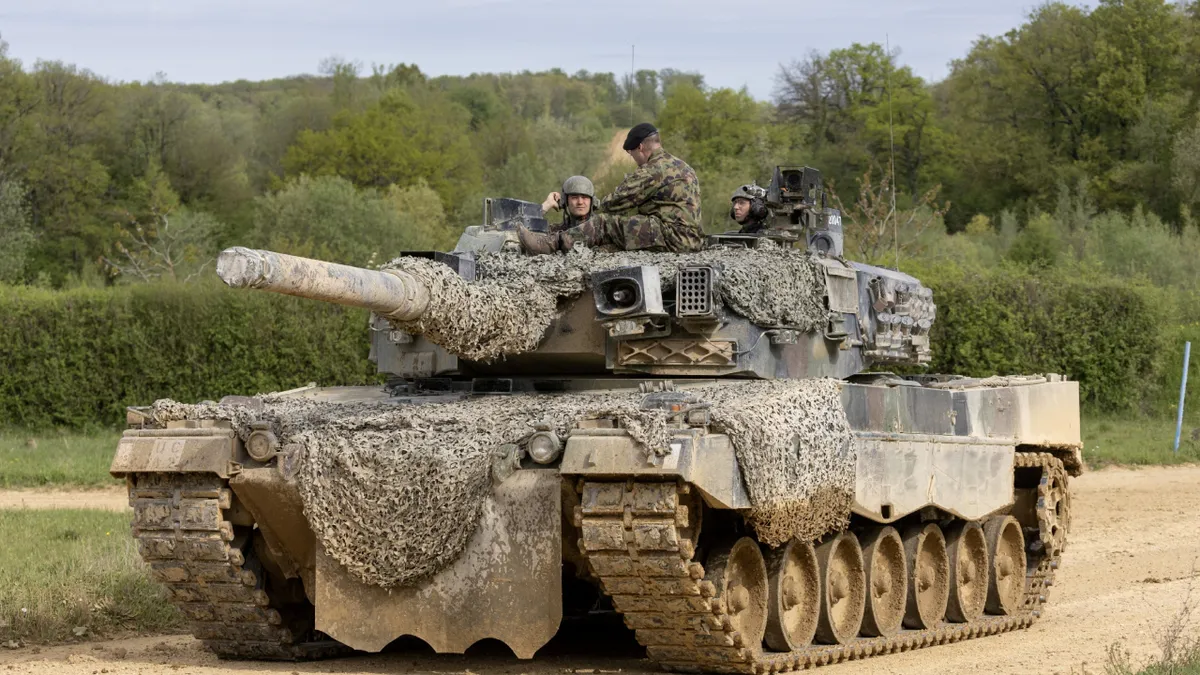 Franța își regândește complet apărarea pentru un posibil atac al Rusiei asupra NATO