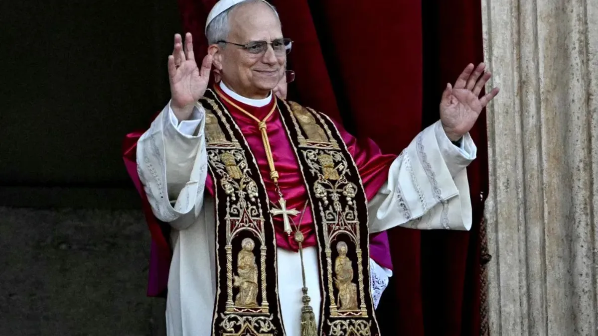 Cine este Papa Leon al XIV-lea, noul Suveran Pontif. Instalarea oficială la Vatican va avea loc în următoarele zile
