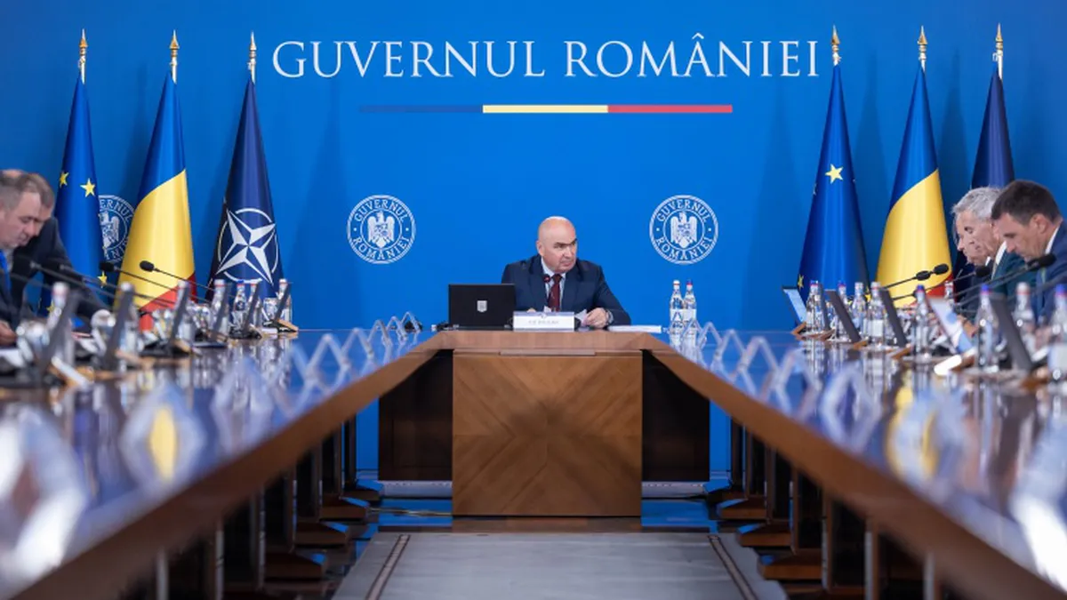 Ședință de Guvern de urgență sub amenințarea grevei generale. Sindicatele și pensionari, nemulțumiți de tăieri