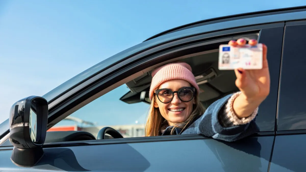 Dioptriile maxime admise pentru obţinerea permisului auto în 2025. Ce prevedea legea