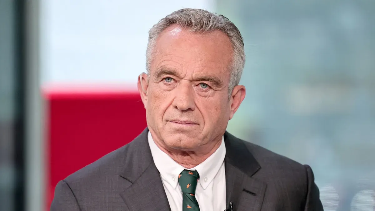 Robert Kennedy Jr. concediază toți experții vaccinurilor. Acuză conflicte de interese și promite transparență