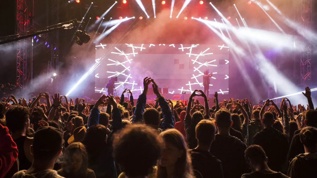 Activități în București în weekendul 26-27 iulie 2025: concerte, proiecții de film și spectacole de operă