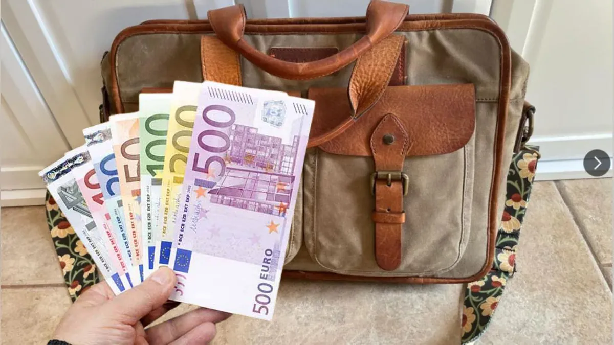Un bărbat a cumpărat o geantă de designer cu doar 8 dolari. A descoperit că valorează cât un salariu