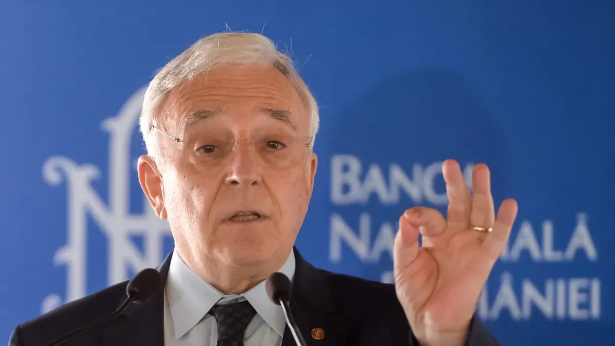 Mugur Isărescu avertizează: ”Nu suntem în recesiune, dar există acest risc. Trebuie continuat cu măsurile”
