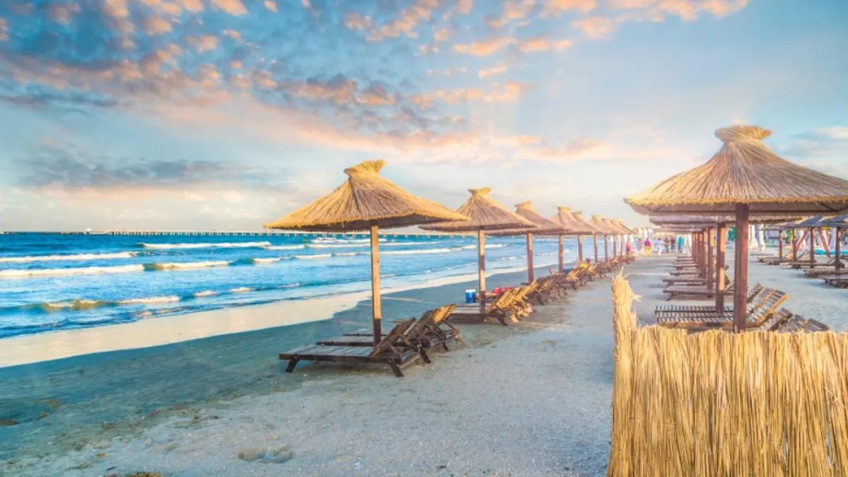 O turistă din Marea Britanie, șocată de litoralul românesc. Ce a putut găsi femeia pe plajă: Este o rușine, nu mi-a venit să cred