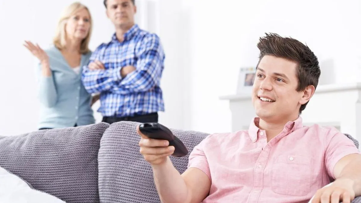 500.000 de tineri români trăiesc din banii părinților. Nu vor nici să studieze, nici să muncească