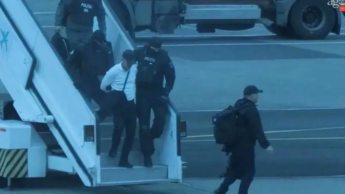 Vladimir Plahotniuc a fost adus la Chișinau și escortat la Penitenciarul nr. 13