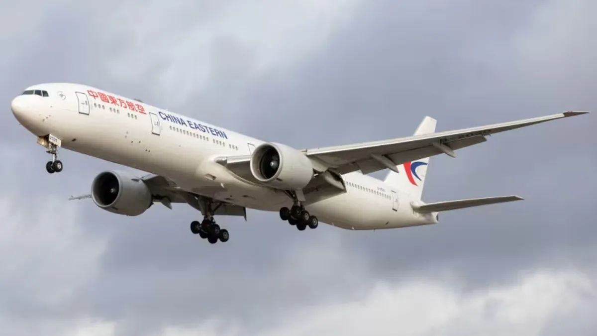 O companie aeriană din China lansează „cel mai lung zbor din lume”, de 29 de ore