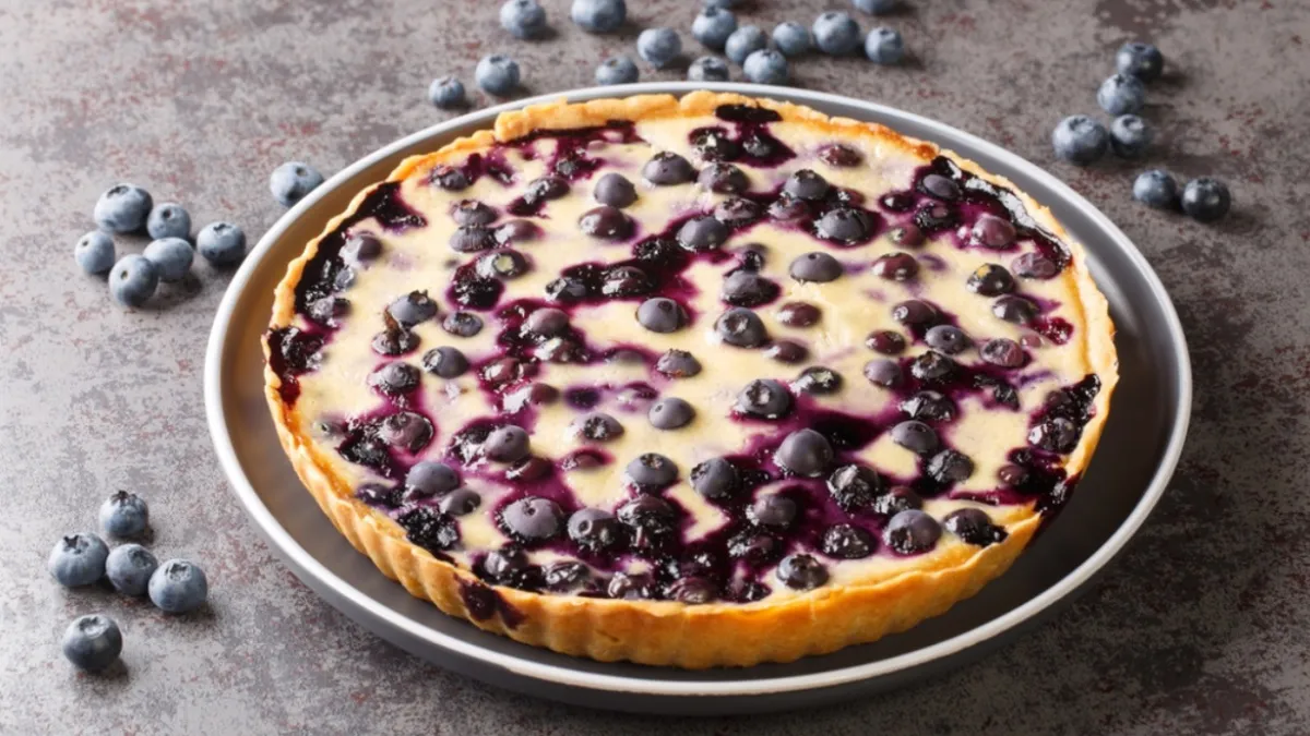 Rețeta de tartă cu afine. Desertul potrivit pentru zilele de toamnă. Ai nevoie doar de câteva ingrediente