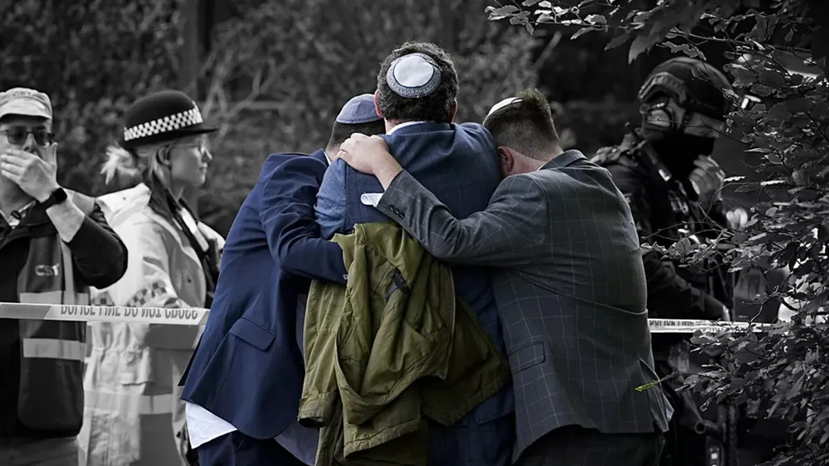 Două persoane ucise și trei rănite în „atacul terorist” de la sinagoga din Manchester