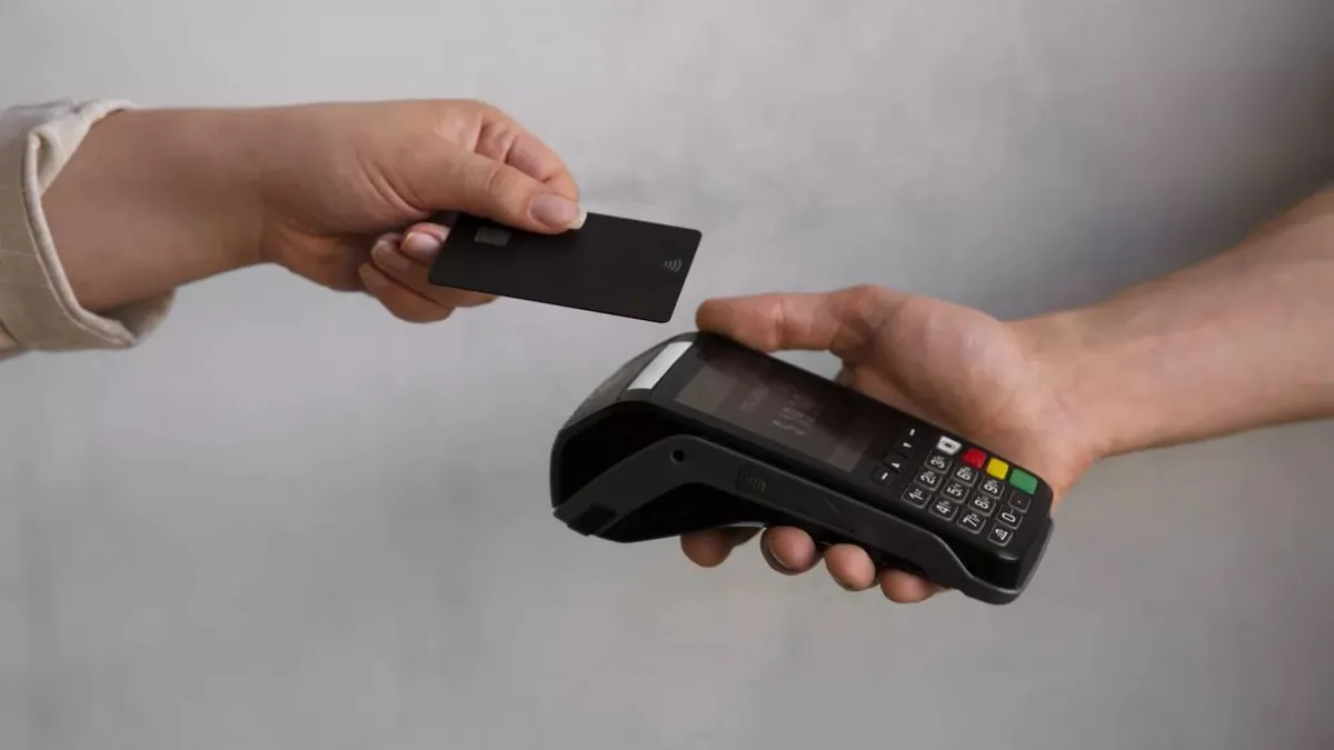 Croitoreasă din Cluj condamnată la închisoare, după ce a găsit cardul unui vietnamez și i-a golit contul în mai puțin de o oră