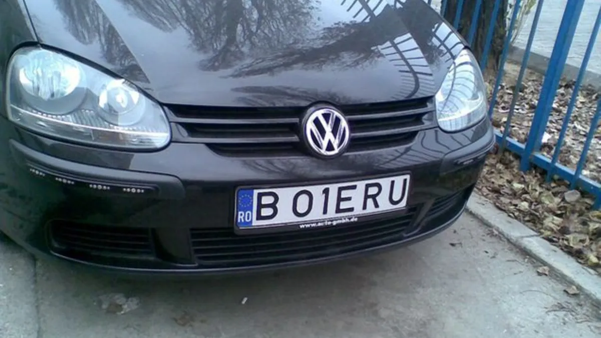 Șoferii români și-ar putea lua numere de înmatriculare personalizate, după modelul american. Prețurile pentru astfel de plăcuțe ar putea ajunge la 5.000 de euro