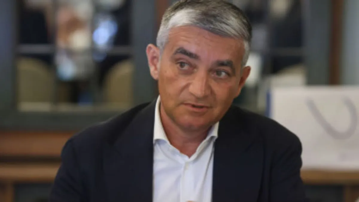 Vlad Oprea revine la Primăria Sinaia după luni de arest și suspendare. Edilul liberal este anchetat pentru fapte de corupție