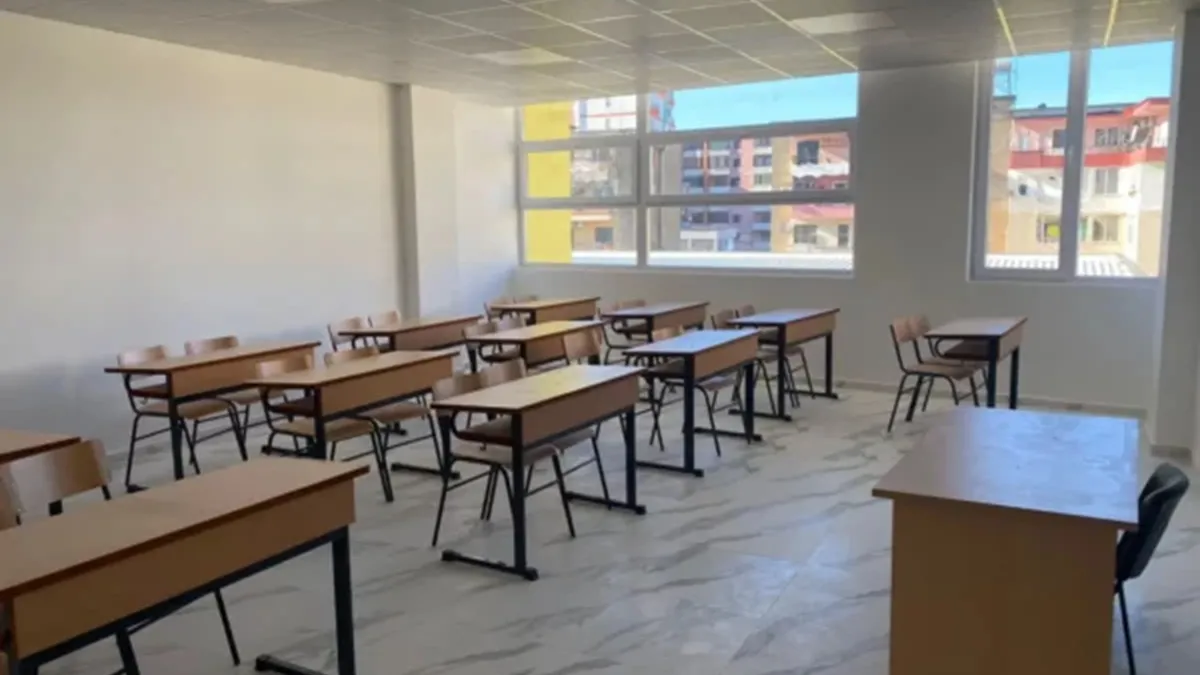 Din cauza vremii, școlile și grădinițele sunt închise astăzi în București și alte cinci județe