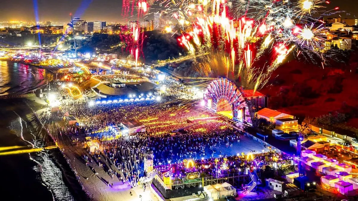 170.000 de turiști a pierdut România în primele opt luni ale anului. Litoralul și-a menținut atractivitatea doar datorită festivalurilor și investițiilor private