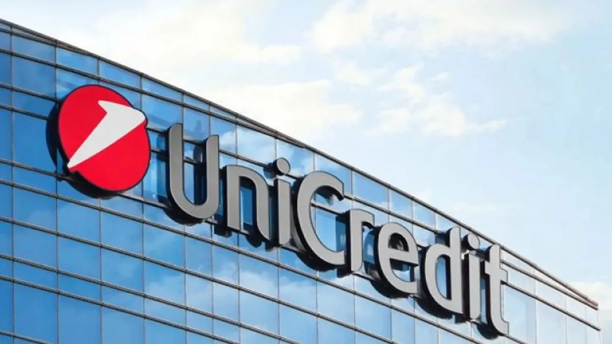 UniCredit Bank face angajări și oferă salarii nete începând de la 7.000 de lei lunar. Ce posturi sunt disponibile