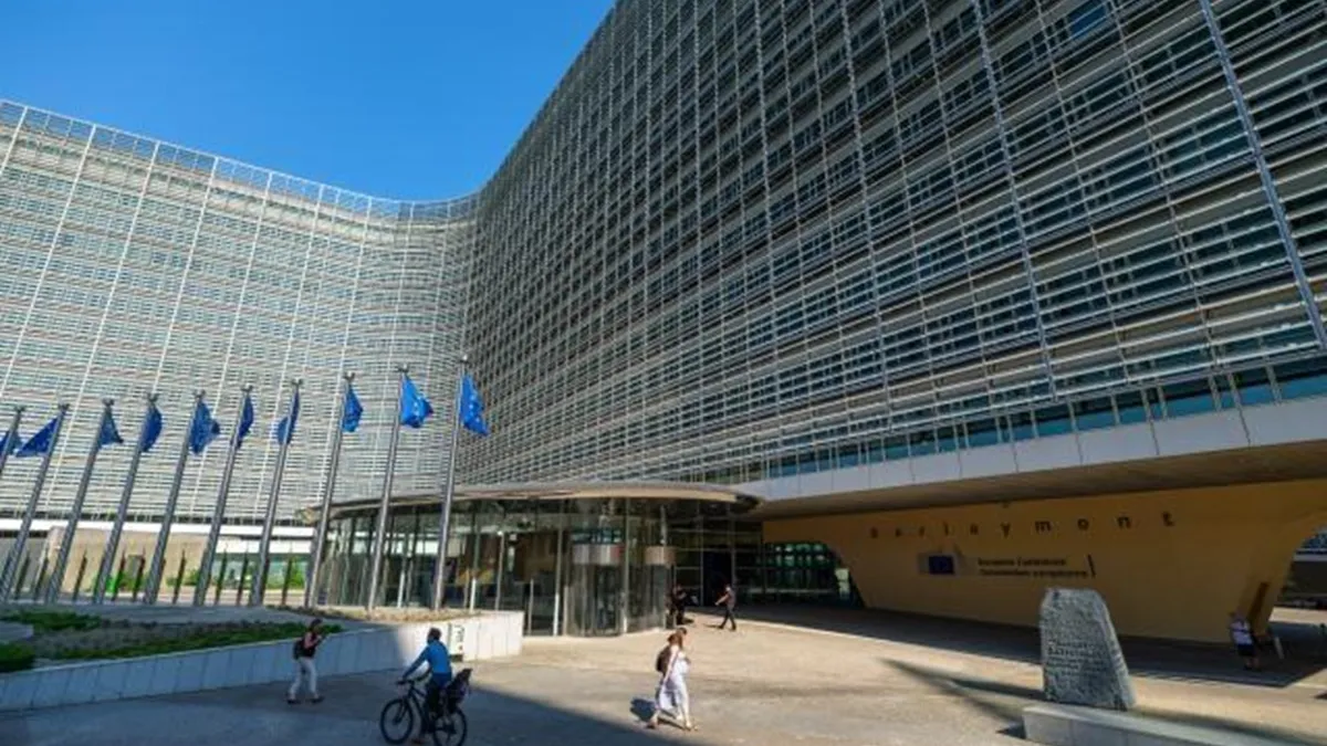 Comisia Europeană nu ne suspendă fondurile europene. Procedura privind deficitul excesiv se suspendă temporar