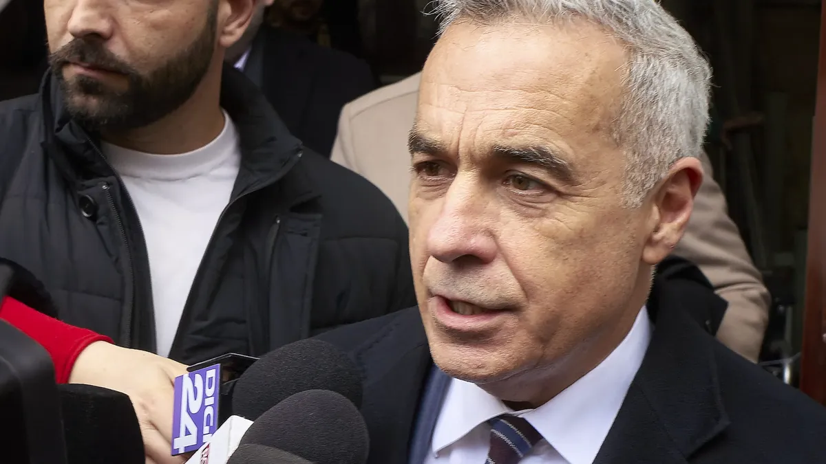 Călin Georgescu sună adunarea ”suveraniștilor”: ”Voi fi prezent la Alba Iulia pe 1 decembrie, alături de poporul român”