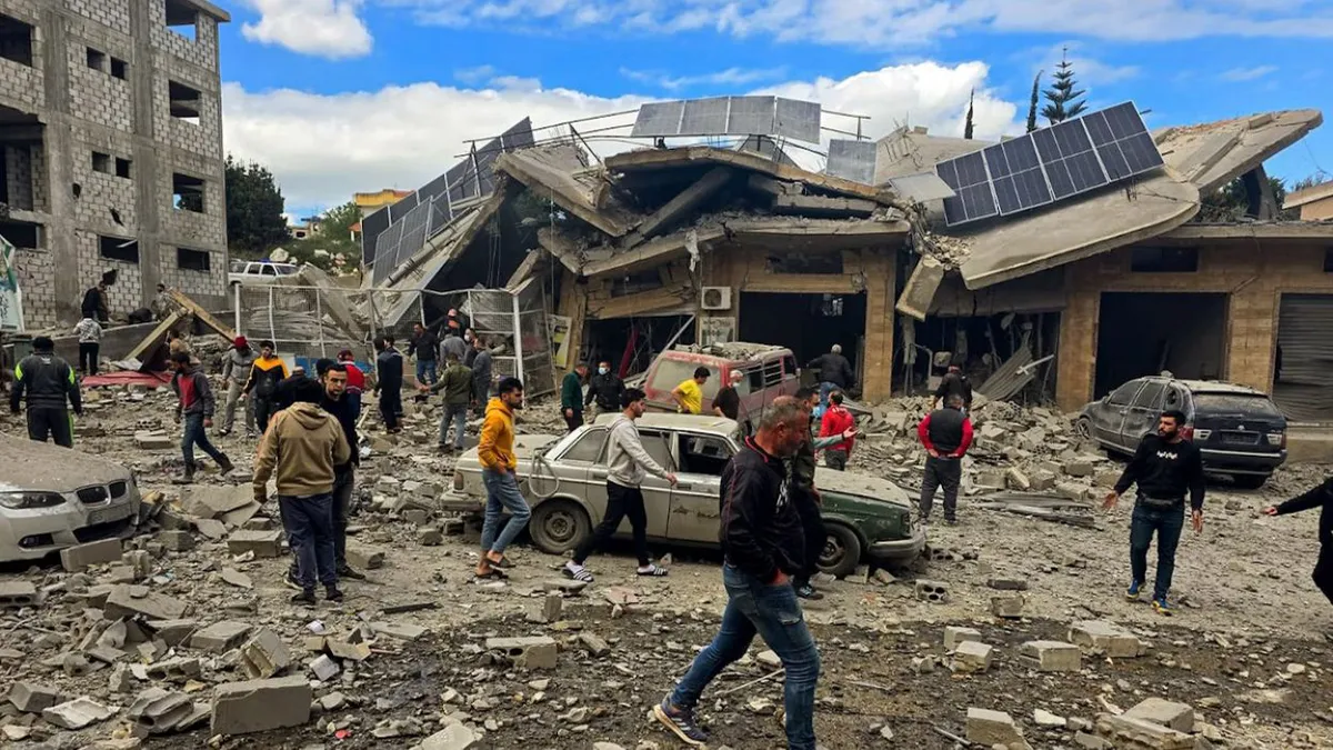 Israel lovește din nou în sudul Libanului. Un membru Hezbollah, ucis în atacul aerian de lângă o școală