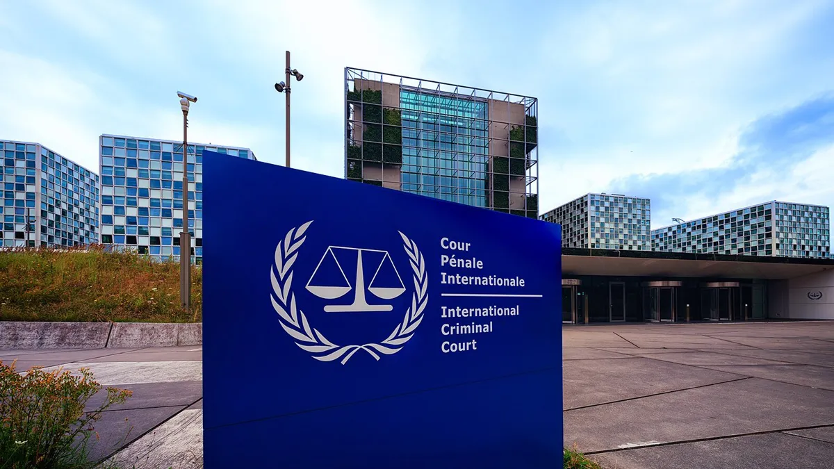 Justiția rusă îi condamnă în lipsă pe procurorul-șef și alți judecători ai Curții Penale Internaționale (CPI)