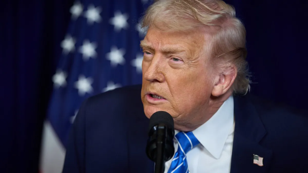 Trump spune că Rusia și Ucraina sunt „poate foarte aproape” de un acord de pace, după întâlnirea cu Zelenski