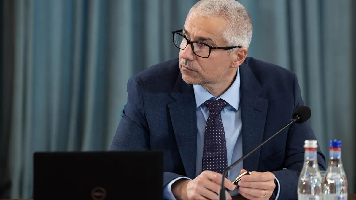 PressOne: Peste jumătate din teza de doctorat a ministrului Justiției, Radu Marinescu, este plagiată