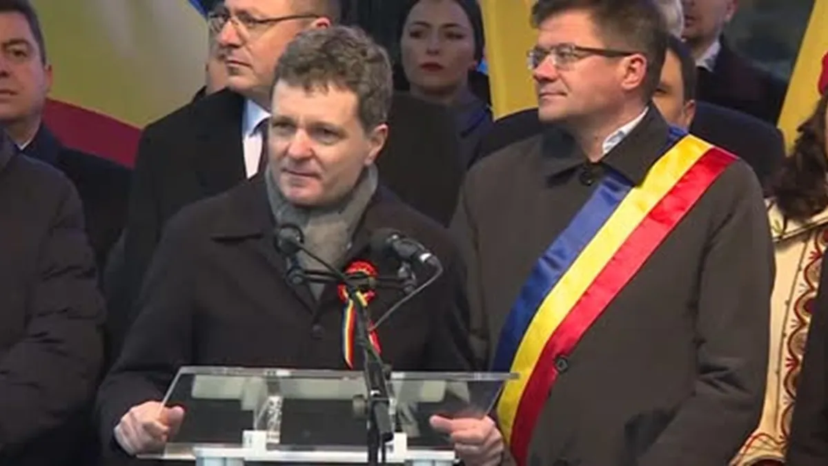 Nicuşor Dan, huiduit și la Iași. Vă rog să nu mai huiduiţi pe imnul naţional şi pe ceremonii de comemorare a eroilor