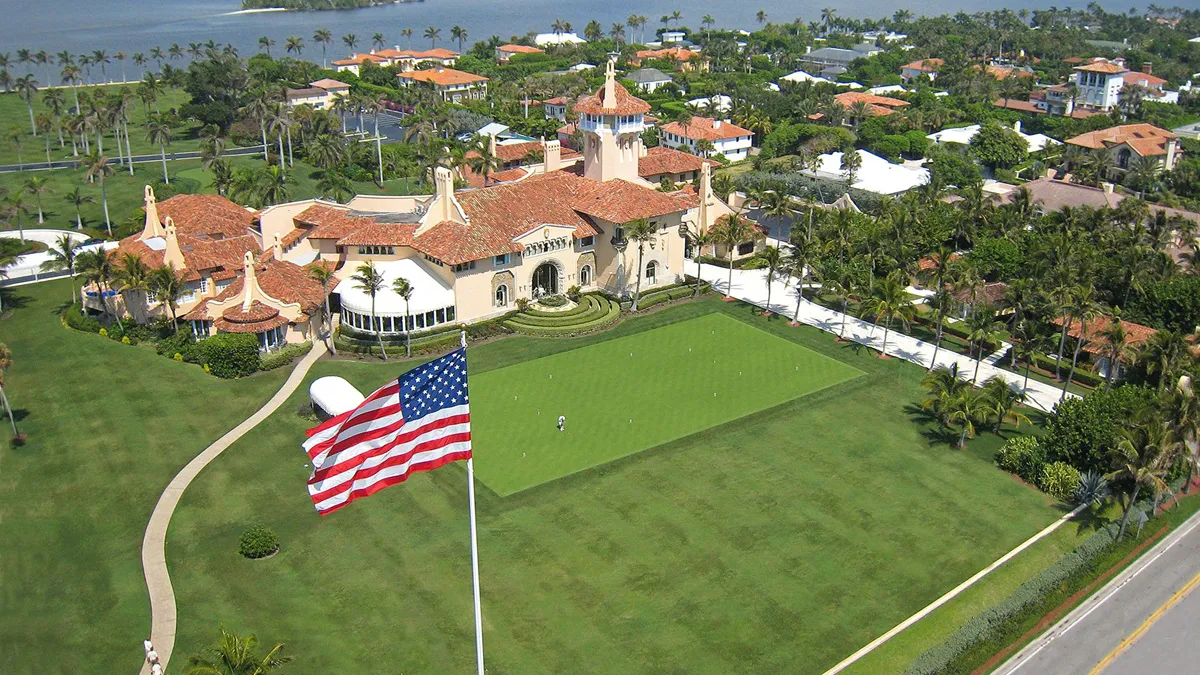 Bărbat înarmat, ucis de Serviciul Secret, după ce a intrat în perimetrul securizat al reședinței lui Donald Trump din Florida