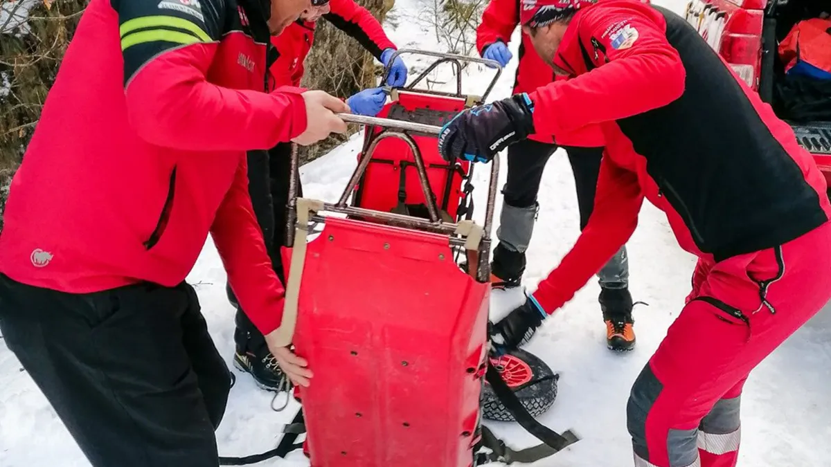 Salvamont: Peste 50 de persoane salvate de pe munte în ultimele 24 de ore