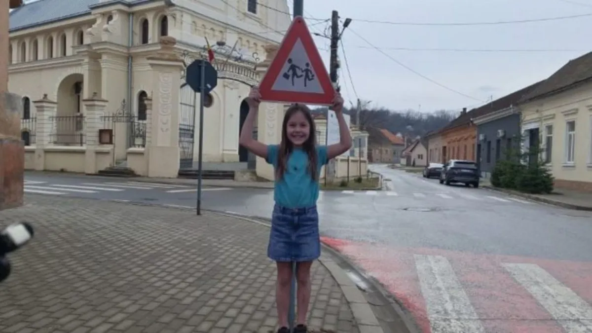 Indicatoare în formă de copii, soluția inedită din Lipova care îi face pe șoferi să încetinească