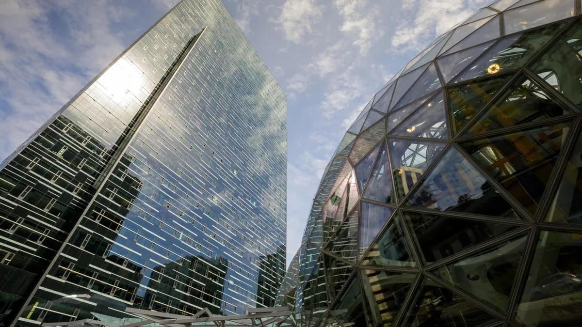 Dacă Donald Trump ar vrea să oprească internetul, Europa n-ar avea cum să-l oprească