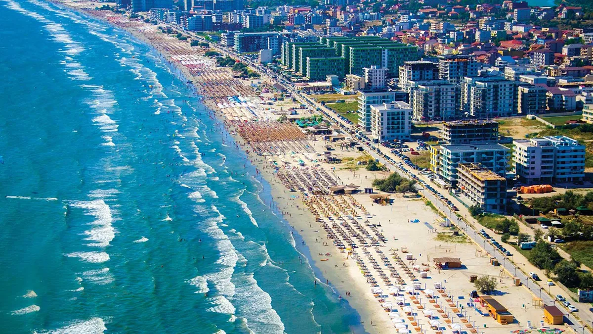 Litoralul românesc, de 1 Mai: patronatele estimează o scădere de 30% a numărului de turiști