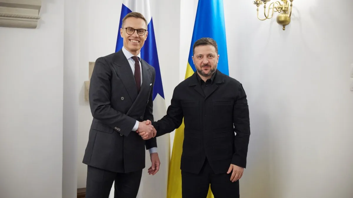 Summitul B9 la București: Volodimir Zelenski a discutat cu președintele Finlandei, Alexander Stubb pregătirea acordului privind dronele