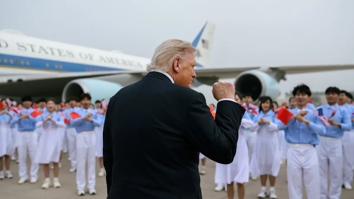 Trump și Boeing spun că Beijingul a fost de acord să cumpere 200 de aeronave, și să redeschidă, astfel, o piață-cheie