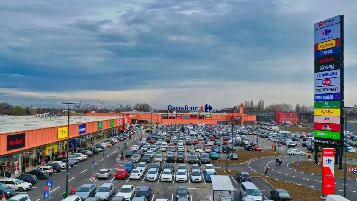 Tranzacție de 281,8 milioane de euro în retailul românesc: AFI cumpără șase parcuri comerciale