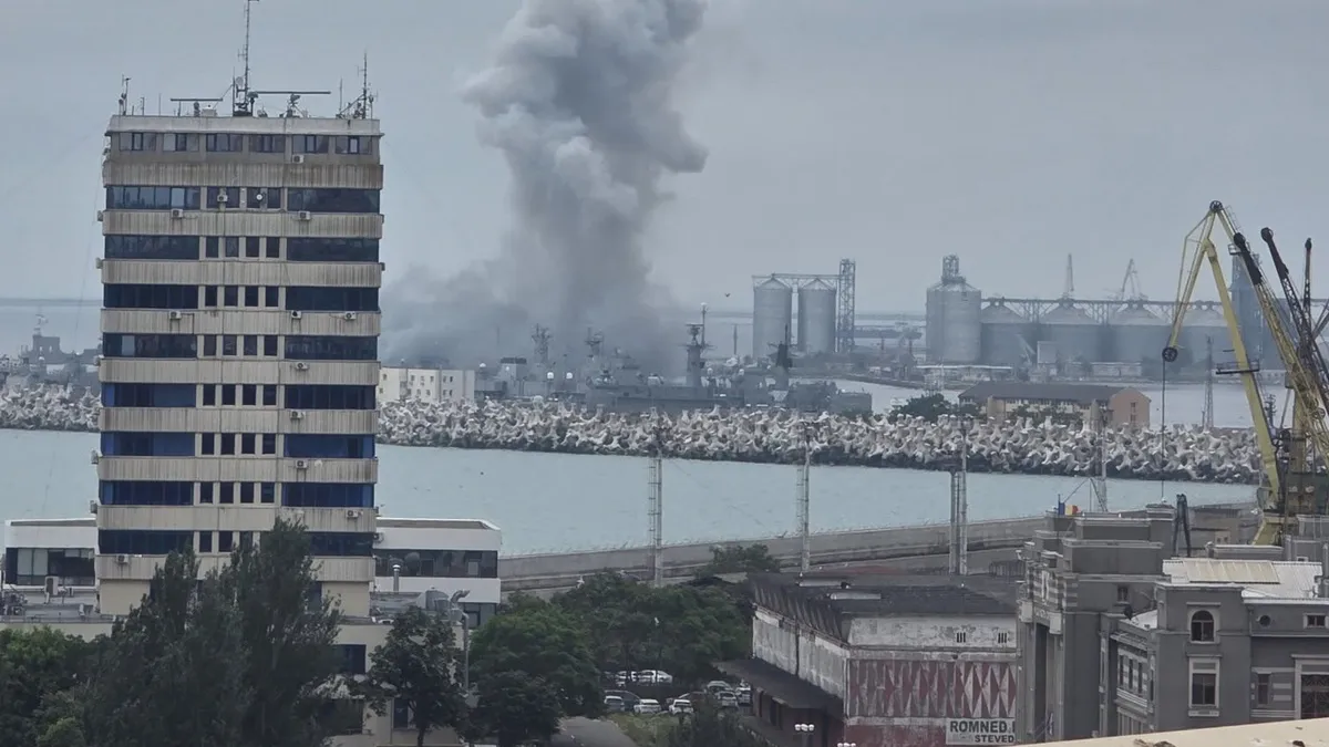 O dronă navală a explodat în apropierea Portului Constanța