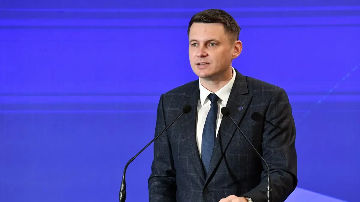 Abrudean respinge ideea unui guvern tehnocrat: „România are nevoie de legitimitate politică și reforme asumate”