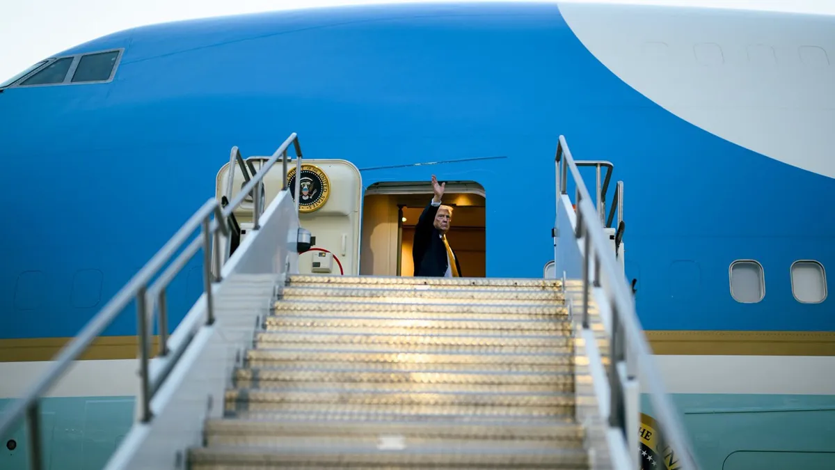 Donald Trump leagă o posibilă retragere a trupelor americane din Europa de un acord privind Groenlanda
