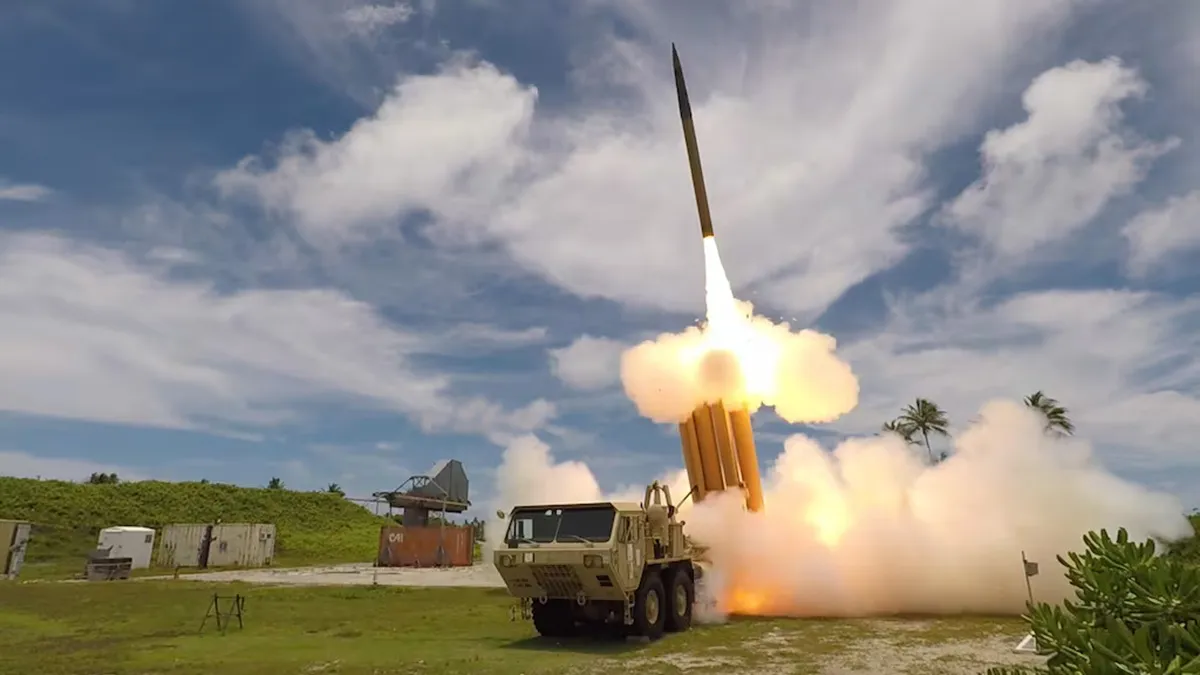 Pentagonul presează companiile de apărare să accelereze producția de armament